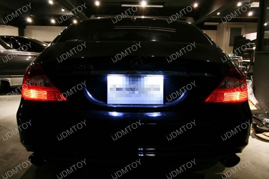 Mercedes - Benz - CLS - license - plate - lights - 1